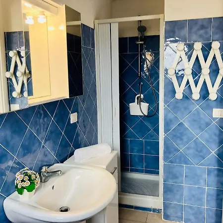 Baia Delle Mimose, A Pochi Passi Dal Mare Apartment *
